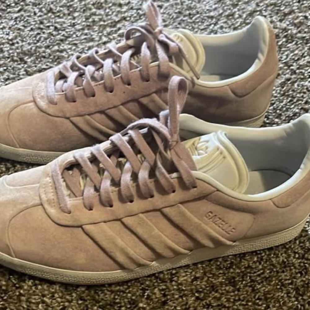 Adidas Gazelle Pink Sneakers